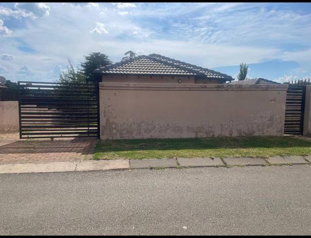 3 BEDROOM PROPERTY TO RENT IN MINDALORE